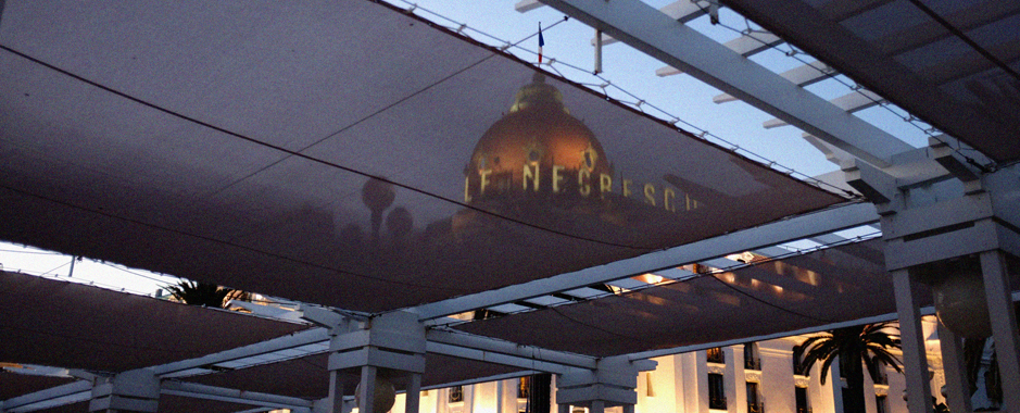 la cupola rosa del famoso hotel Negresco a Nizza