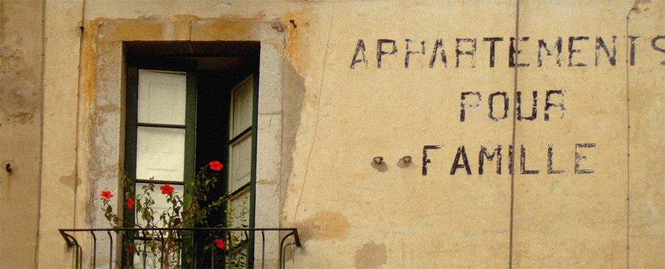 A detail on the facade of a guest room in the South of France